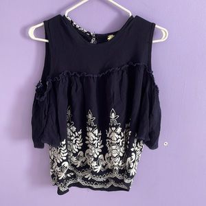 Medium Blue Top With Loose Sleeves